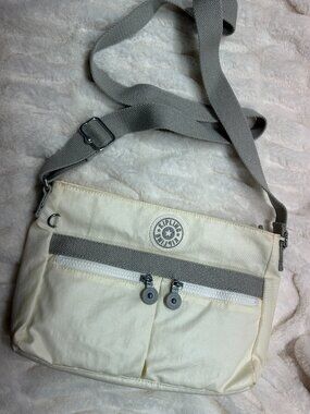 Kipling Multi-Pocket Crossbody Bag Cream Grey Trim Pristine Condition
